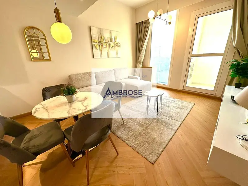 Study Room | Renovated | Furnished – pohled 4