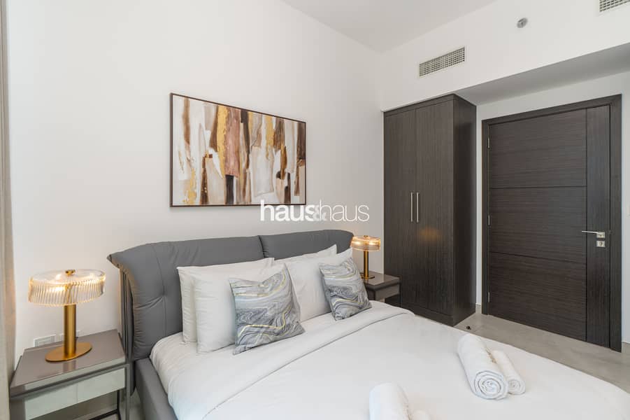 High Floor | Pool View | Hotel-style Amenities - Image 10