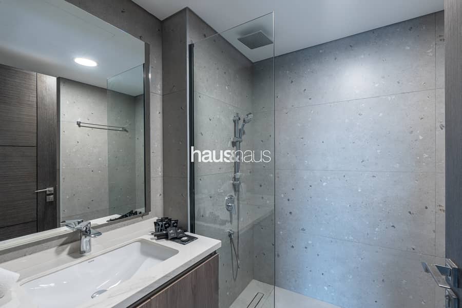 High Floor | Pool View | Hotel-style Amenities - Image 16