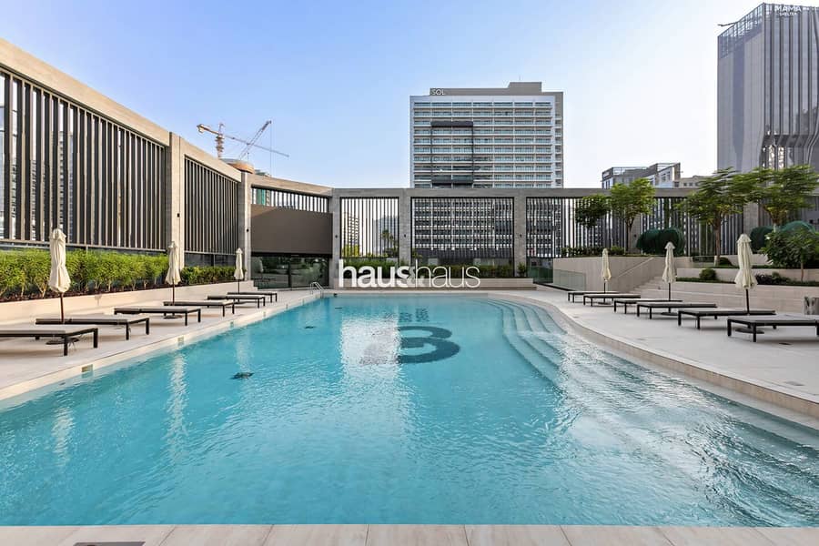 High Floor | Pool View | Hotel-style Amenities - Image 22