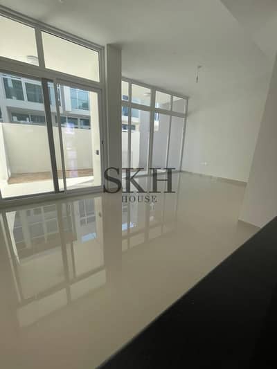 3 habitaciones Townhouse para en Venta en DAMAC Hills 2 (Akoya by DAMAC), Dubai - WhatsApp Image 2025-10-10 at 1.34. 31 PM. jpeg 3 habitaciones Townhouse para en Venta en DAMAC Hills 2 (Akoya by DAMAC), Dubai - WhatsApp Image 2025-10-10 at 1.34. 31 PM. jpeg