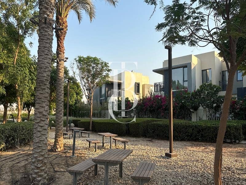 Largest Layout | Vacant |4bed +Maid - Image 26