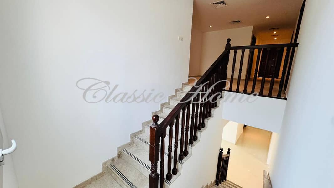 9 Upstair 3. jpg