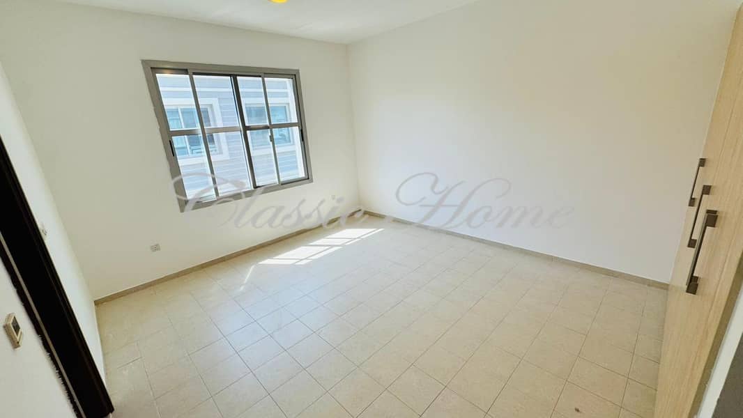 22 Bedroom 5. jpg