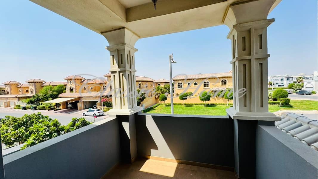 24 Balcony 3. jpg