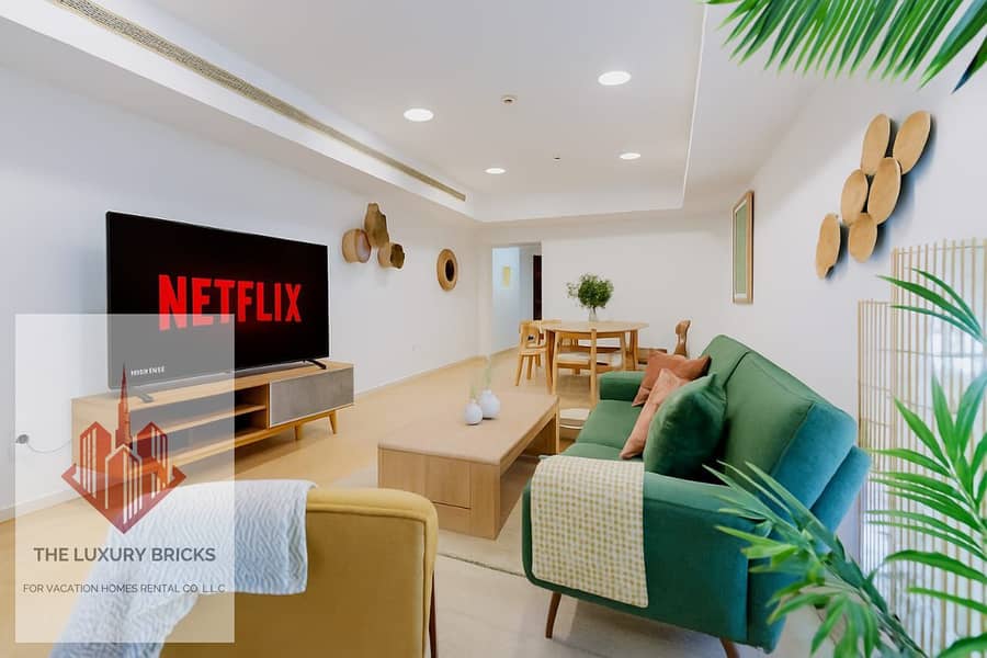 Boho-Style 2BR Apartment | Pool & Jacuzzi | Game Room | 6 people allowed