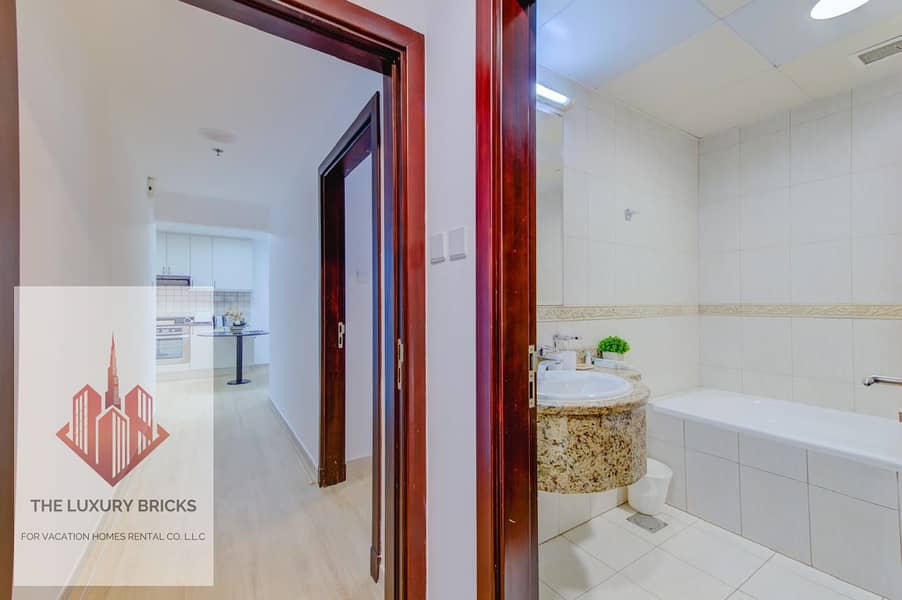 Boho-Style 2BR Apartment | Pool & Jacuzzi | Game Room | 6 people allowed - Image 25