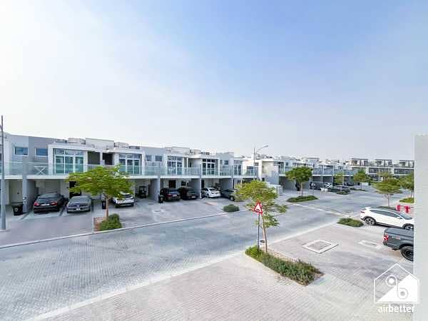 Comfy Three Bedroom Villa - Damac Hills 2