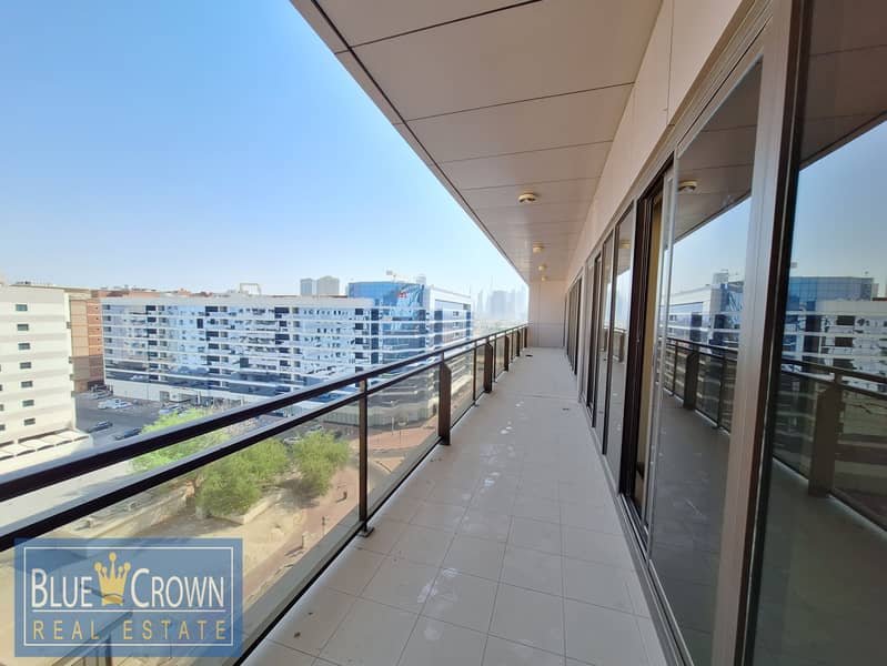 0%Commission Spacious 4BR+MaidRoom Apartment in Golden Sand 9
