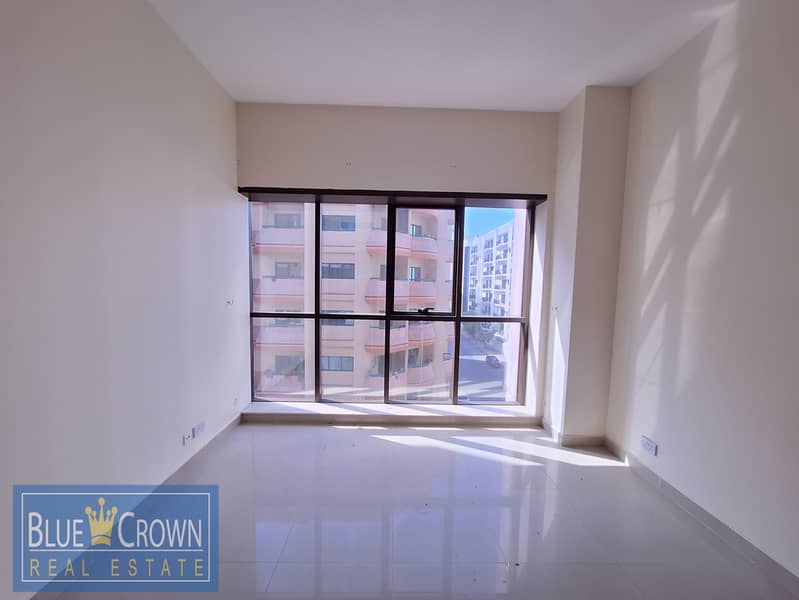 0%Commission Spacious 4BR+MaidRoom Apartment in Golden Sand 9 - Image 9