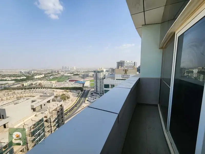 Furnished | Ready to Move In | High Floor