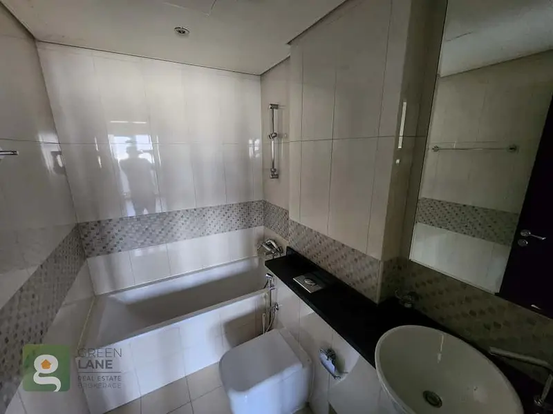Furnished | Ready to Move In | High Floor