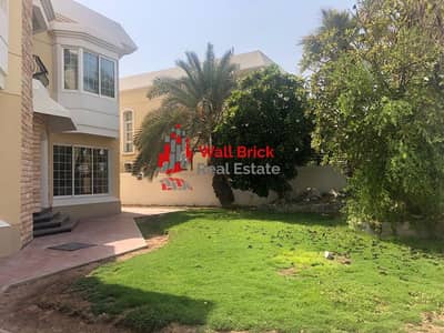 5 Bedroom Villa for Rent in Jumeirah, Dubai - Spectacular Canal View | Alluring | Delightful | Must See| 5 Bedroom Villa for Rent in Jumeirah, Dubai - Spectacular Canal View | Alluring | Delightful | Must See|