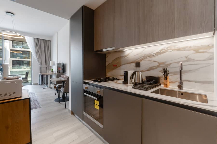 MONTHLY RENTAL | STUDIO | ROOFTOP POOL - Image 7