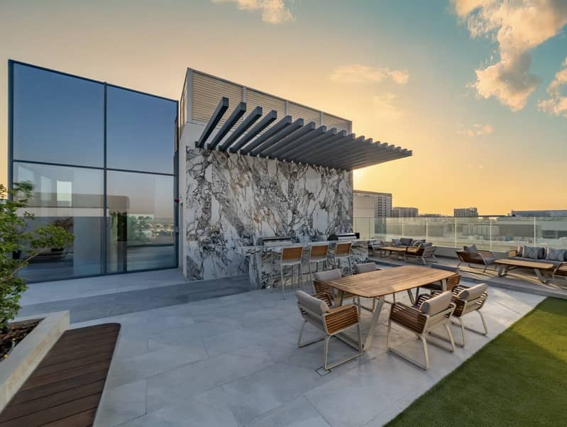 MONTHLY RENTAL | STUDIO | ROOFTOP POOL - Image 11