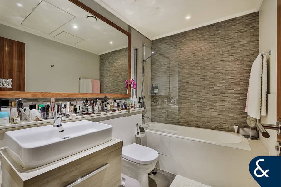 Vacant | 2 Bedroom + Study | 1557 Sqft - Image 9