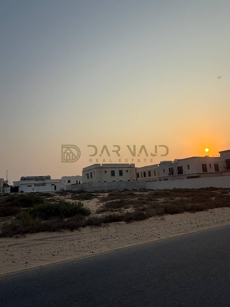8 beed3bcf-646d-4fa8-b63d-e9b64ef58aed. JPG