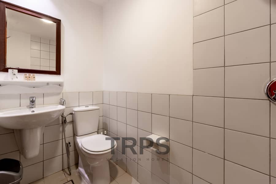 27 Fairmont The Residence North 753 2BR-17. jpg
