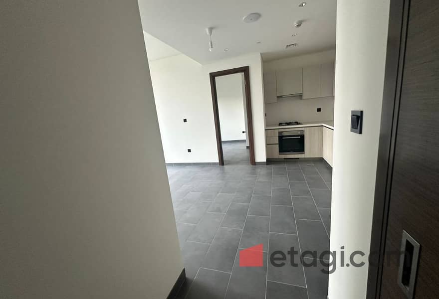 Brand New | Luxury Living | Ready to Move in - Image 9