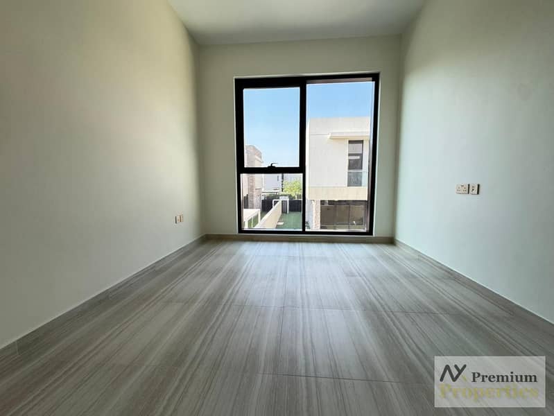 Family-Friendly Living in Damac Hills | With World-Class Amenities - Image 6