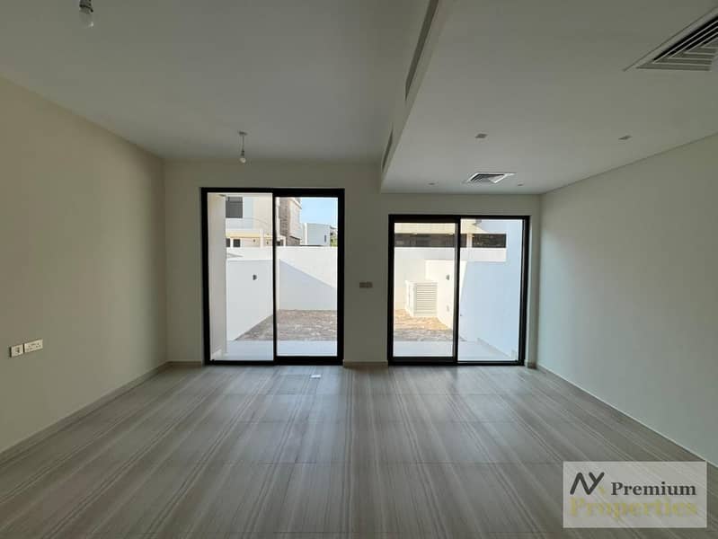 Family-Friendly Living in Damac Hills | With World-Class Amenities - Image 10