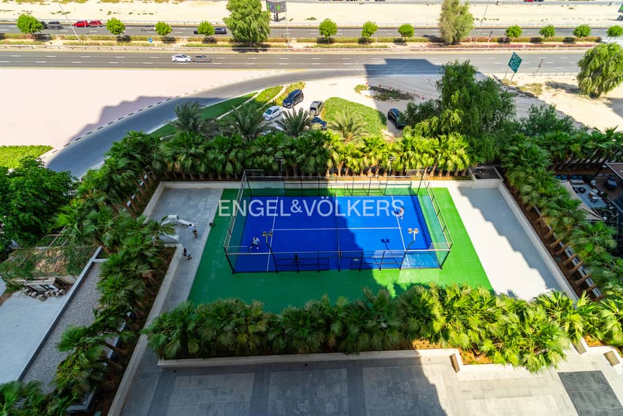 Experience Hotel living | Prime Corner | Central Location