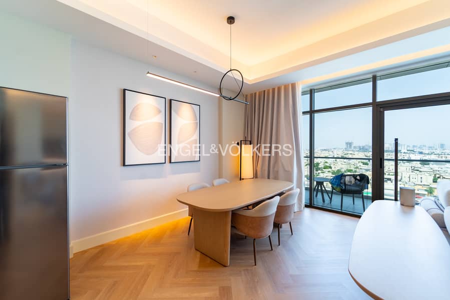 Experience Hotel living | Prime Corner | Central Location