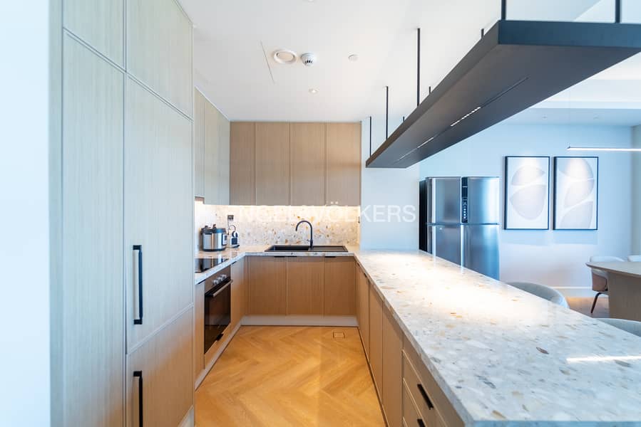 Experience Hotel living | Prime Corner | Central Location - Image 6