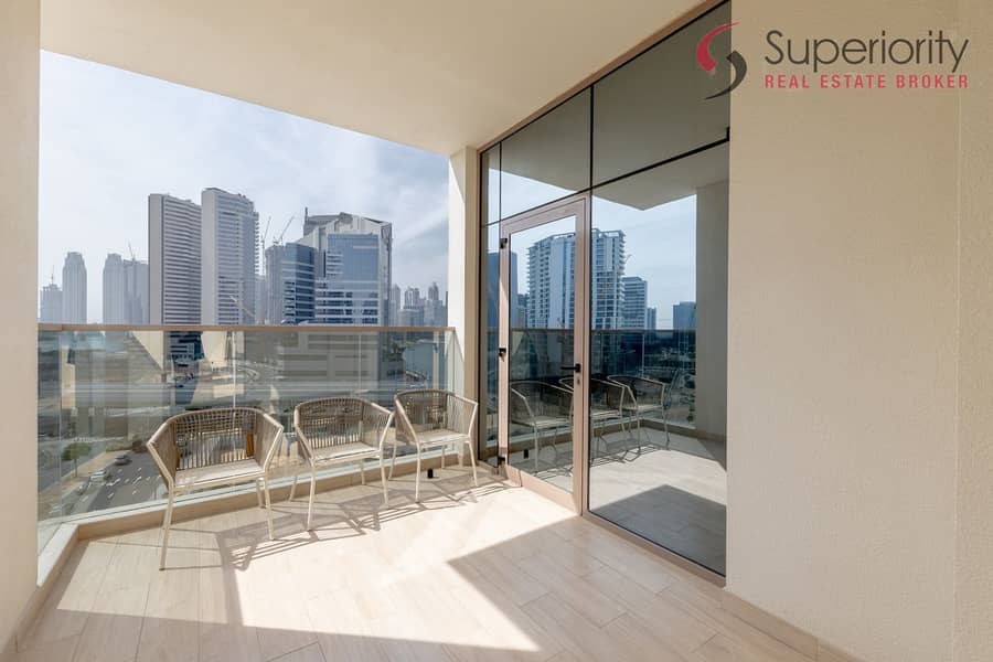 Prime Location | Spacious Layout | Canal View