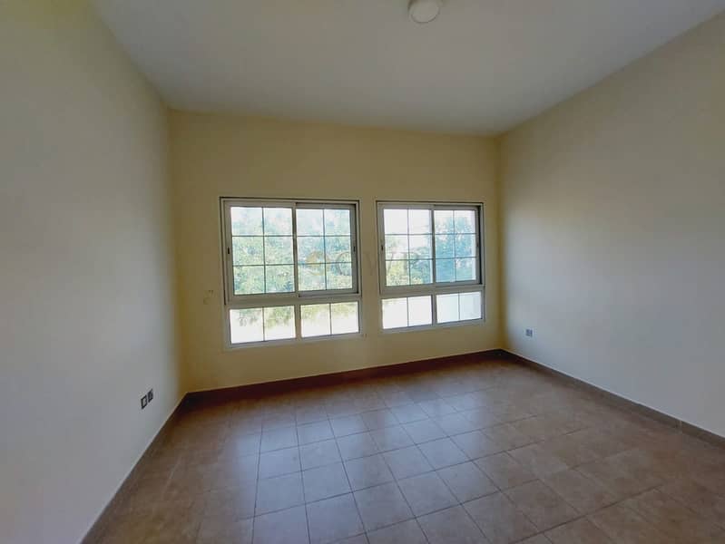 Amazing Deal | Sunny and Bright | Huge Backyard - Image 12