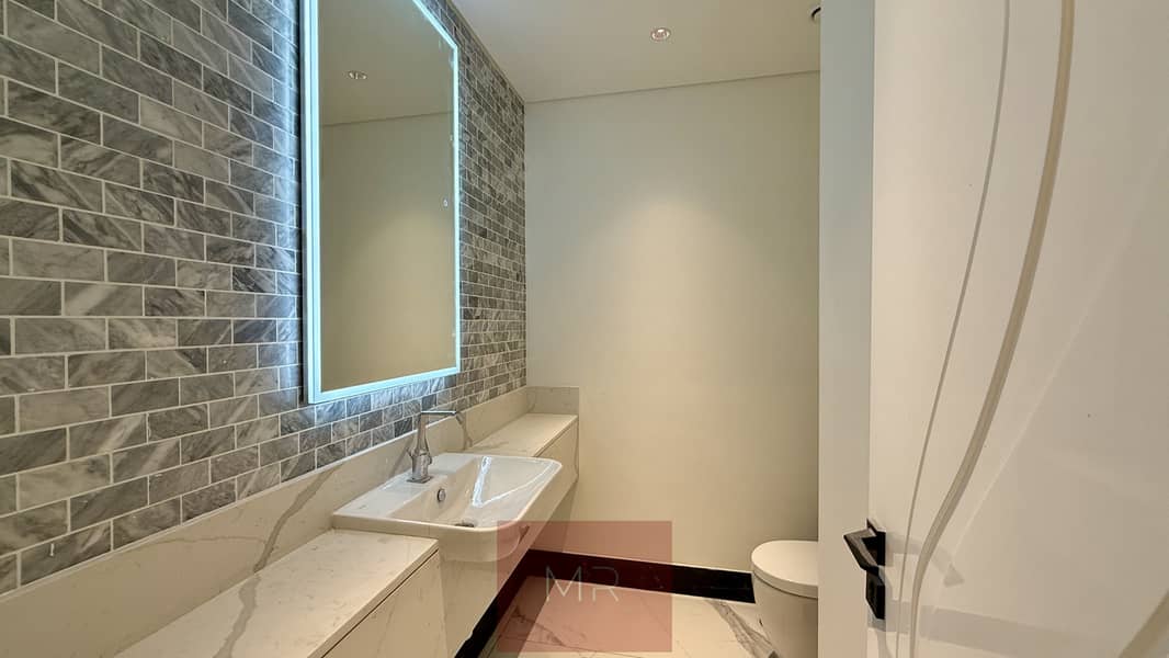 Exclusive Duplex Residence | High-Floor 1BR | Bespoke Designer Finishing - Image 29