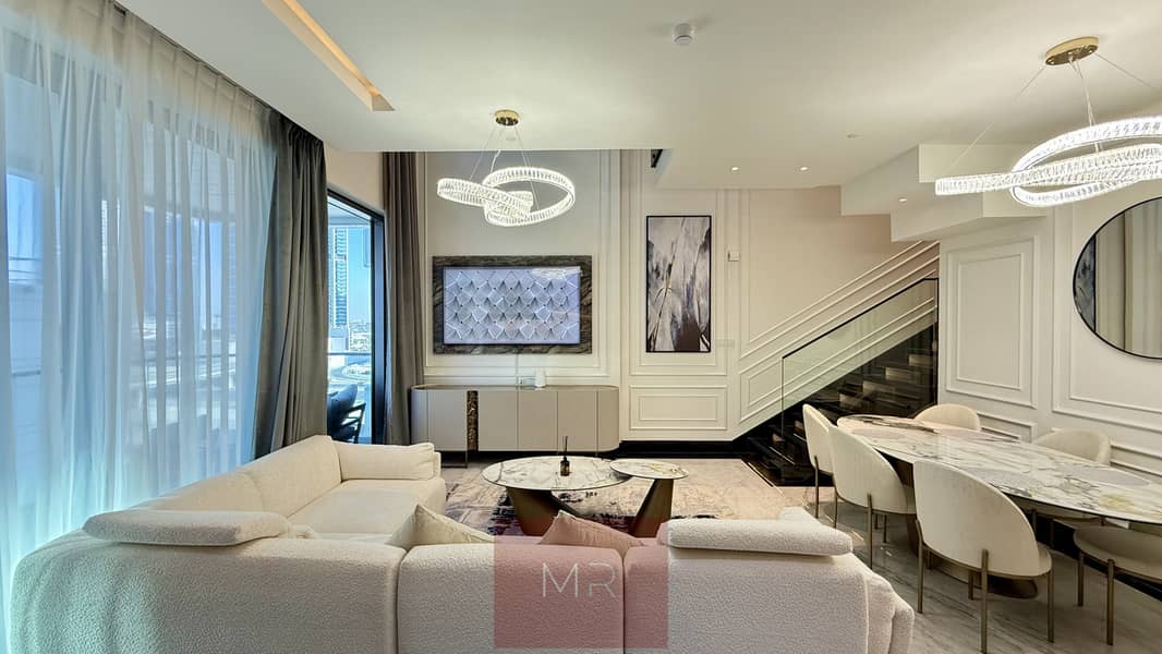 DUPLEX | Brand New Luxurious | Private Jacuzzi & Burj Khalifa View - Image 5