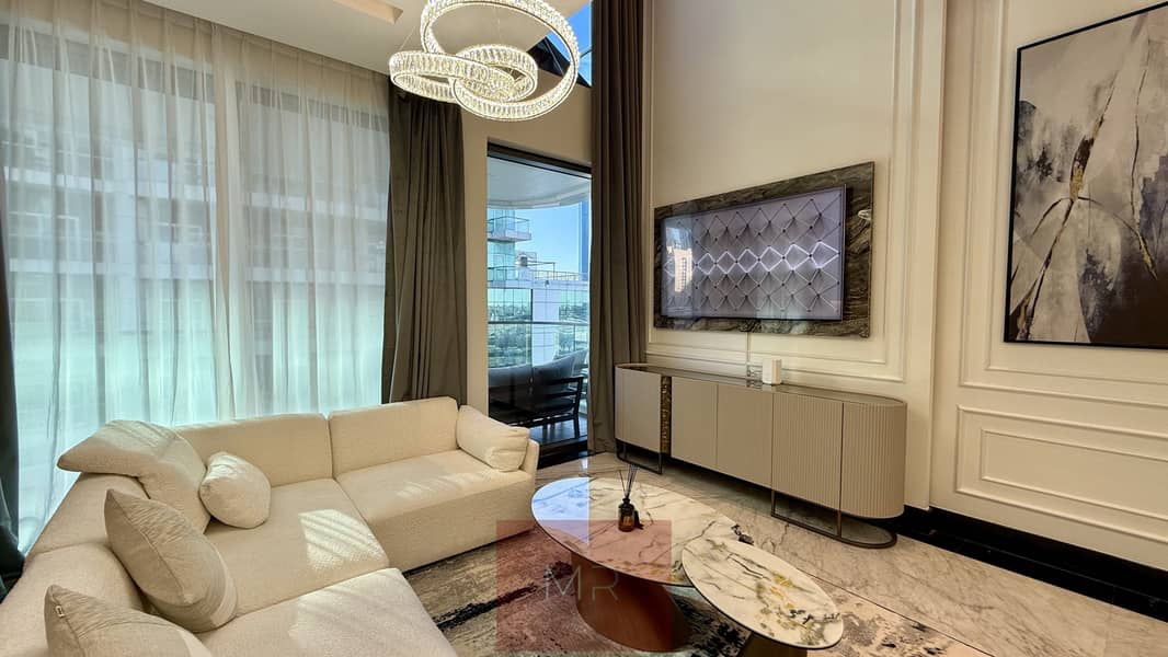 DUPLEX | Brand New Luxurious | Private Jacuzzi & Burj Khalifa View - Image 7