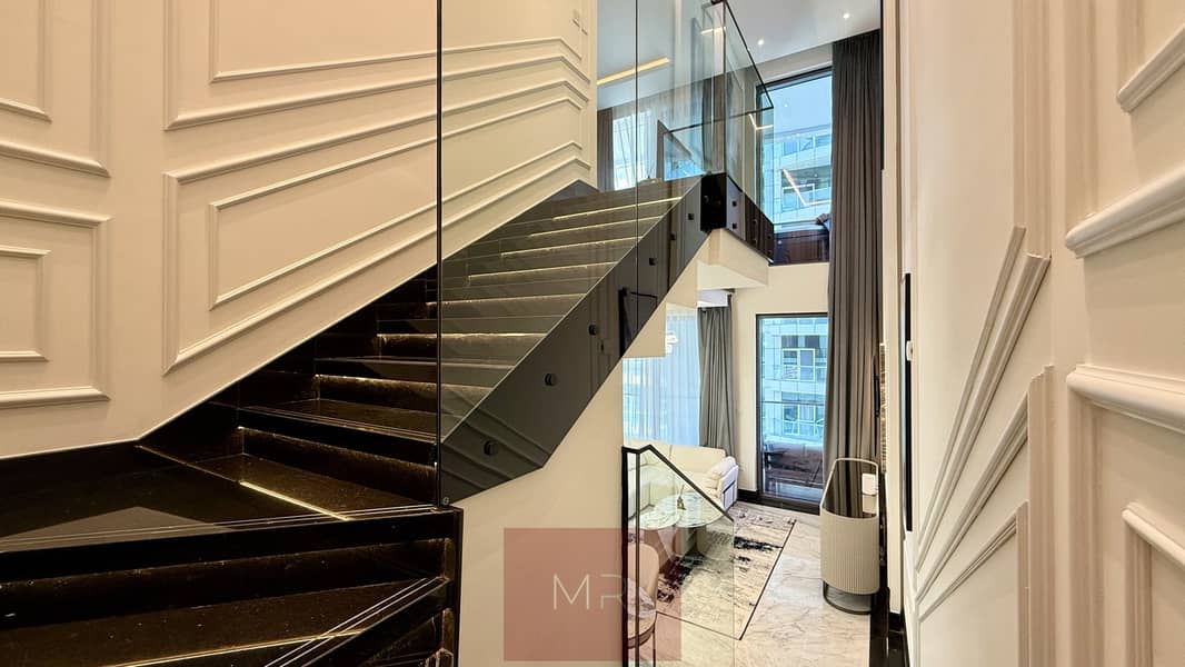 DUPLEX | Brand New Luxurious | Private Jacuzzi & Burj Khalifa View - Image 11