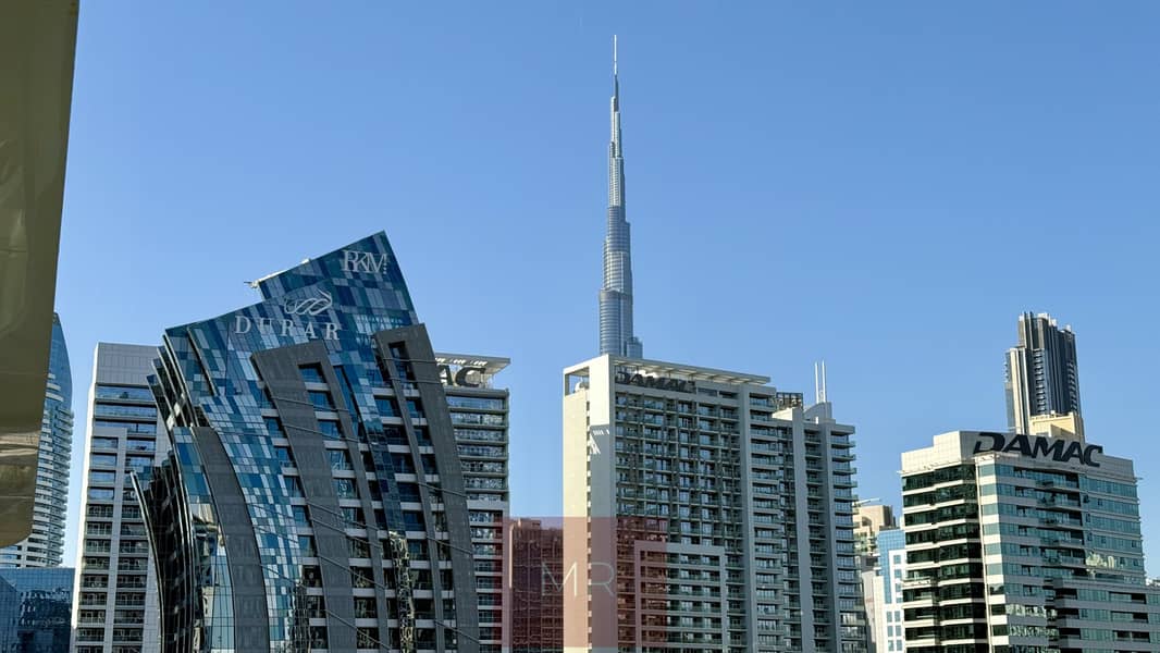 DUPLEX | Brand New Luxurious | Private Jacuzzi & Burj Khalifa View - Image 22