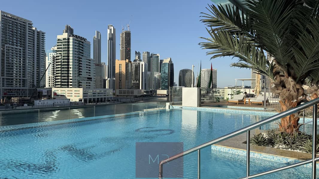DUPLEX | Brand New Luxurious | Private Jacuzzi & Burj Khalifa View - Image 31