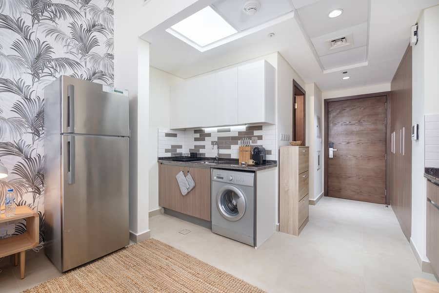 Stylish Studio In Star of Azizi