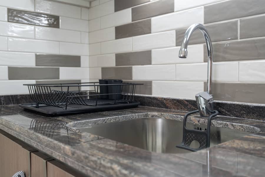 Stylish Studio In Star of Azizi - Image 14