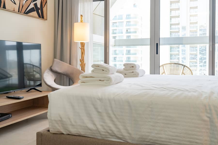 Stylish Studio In Star of Azizi - Image 25