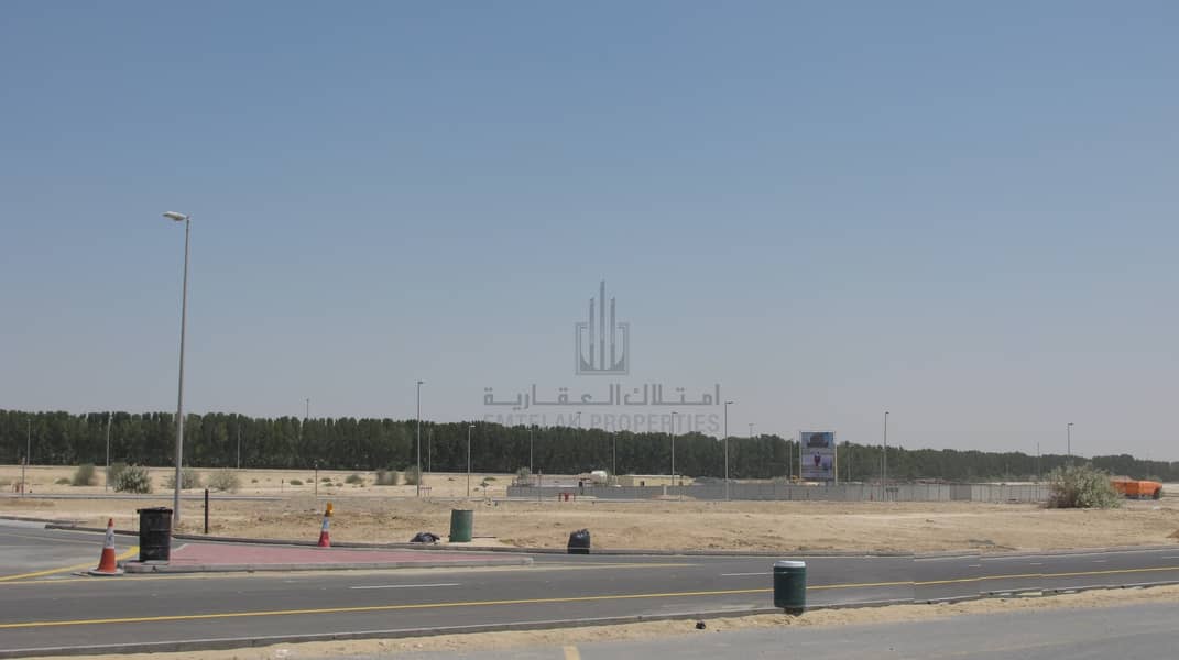 أرض لقطة للبيع في مجان أرضي + 15 طابق متعددة الاستخدام مع رخصة جاهزة أرض لقطة للبيع في مجان أرضي + 15 طابق متعددة الاستخدام مع رخصة جاهزة