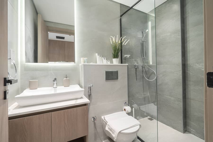 Fully Furnished Studio apartment - Image 8