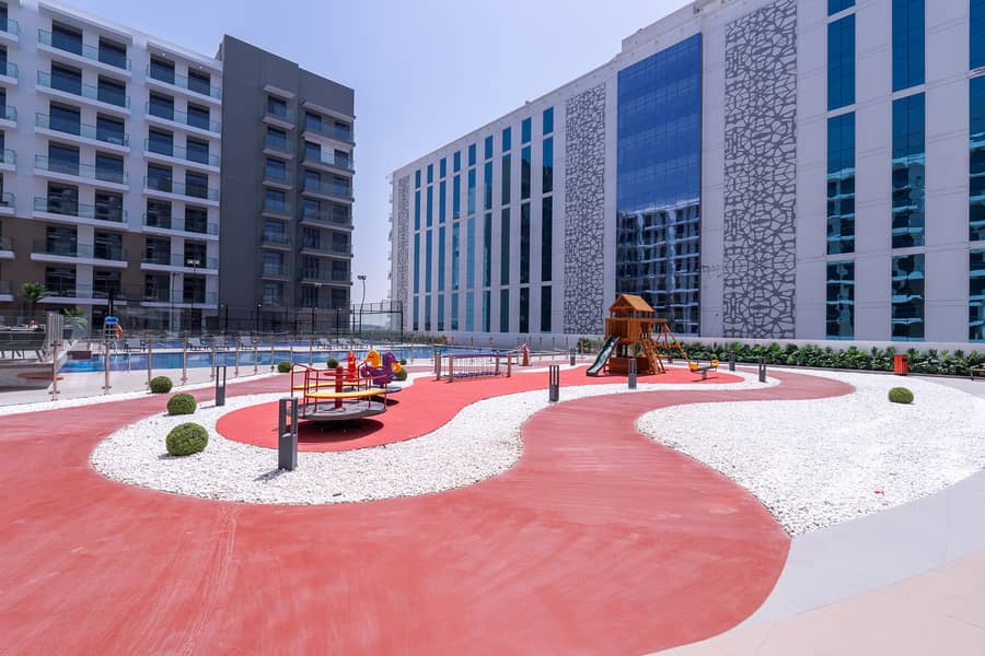 Fully Furnished Studio apartment - Image 60