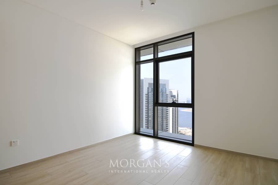 Branded Residences | Hotel Amenities | Dual Views - Image 9