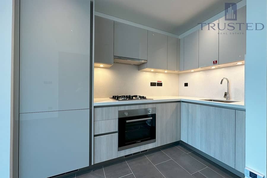 1BR | Spacious Layout | Luxury Finished