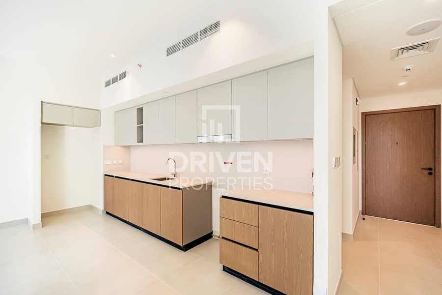 High Floor Living | Brand New | Stunning Views - Image 12