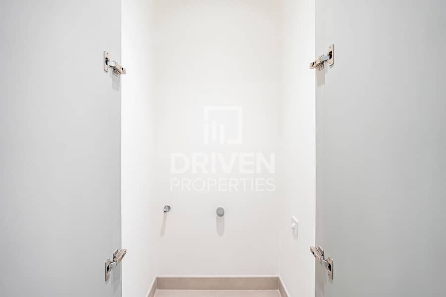 High Floor Living | Brand New | Stunning Views - Image 14