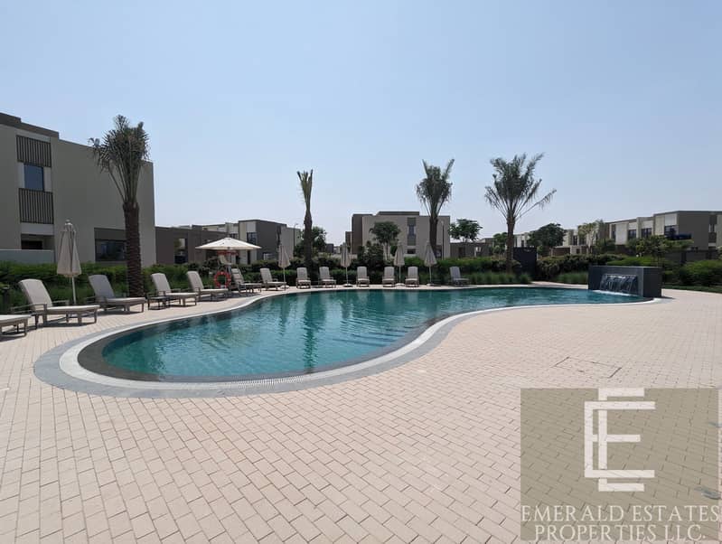 BRAND NEW | FIRST MOVER | OCT 15 ONWARDS - Image 30