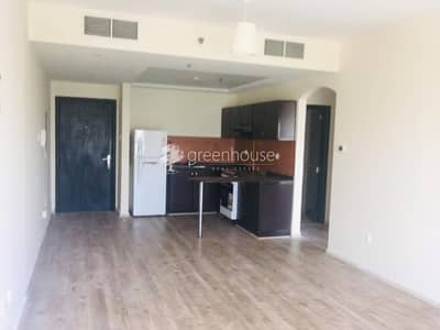 Bright and Large One Bedroom Apartment in Diamond View Bright and Large One Bedroom Apartment in Diamond View