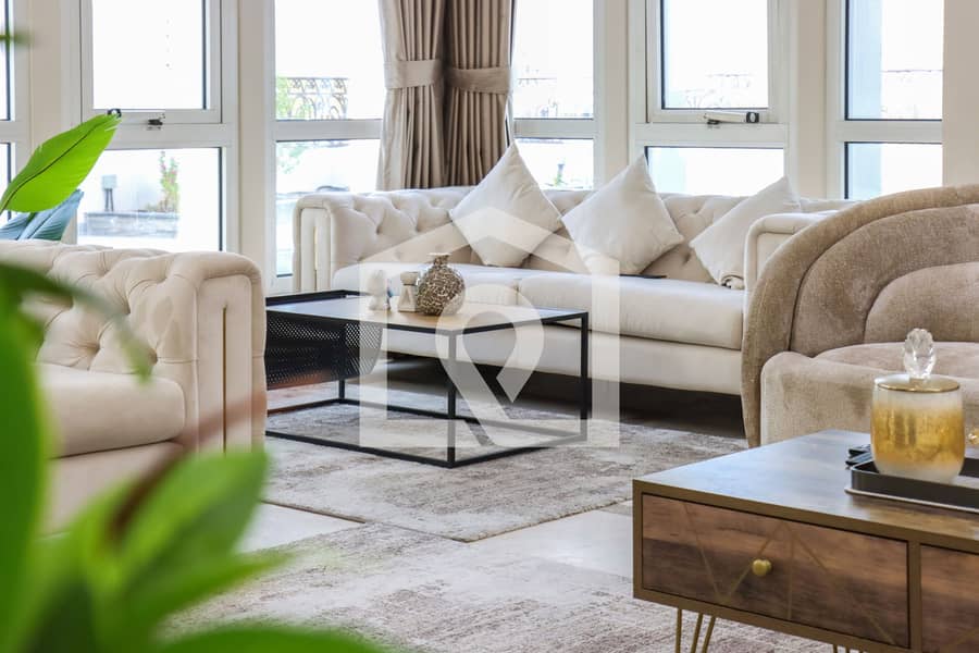 Luxurious 5 Bedroom Villa with Private Pool - Image 20