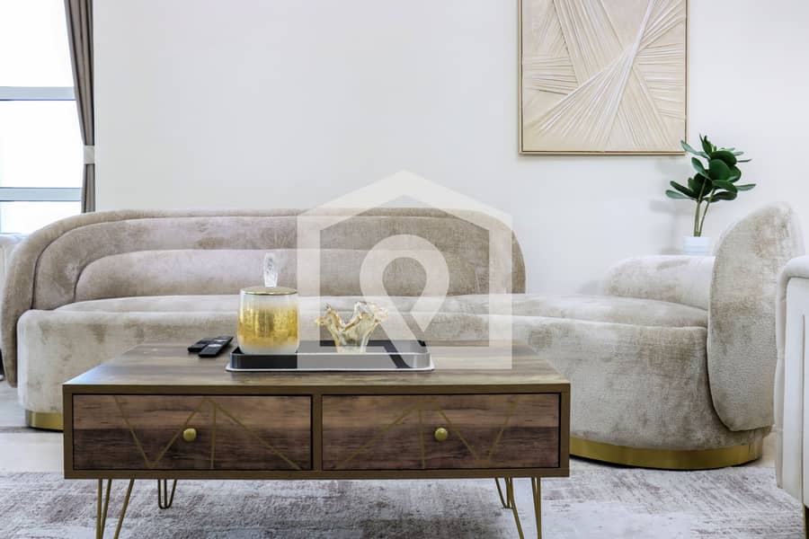 Luxurious 5 Bedroom Villa with Private Pool - Image 22